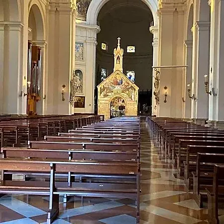 Domus Benedicta 2*