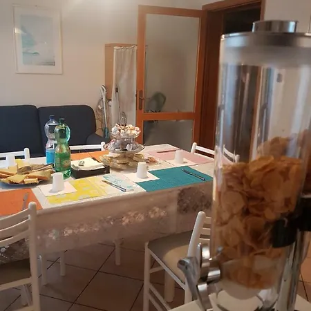 Domus Benedicta Bed & Breakfast 2*